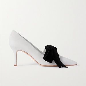 Manolo Blahnik Serba 70 Bow Suede Pumps